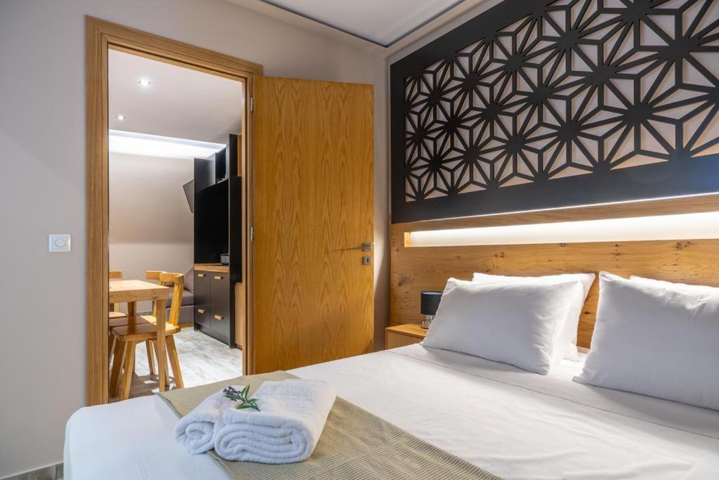 זקינטוס טאון Zama Suites מראה חיצוני תמונה